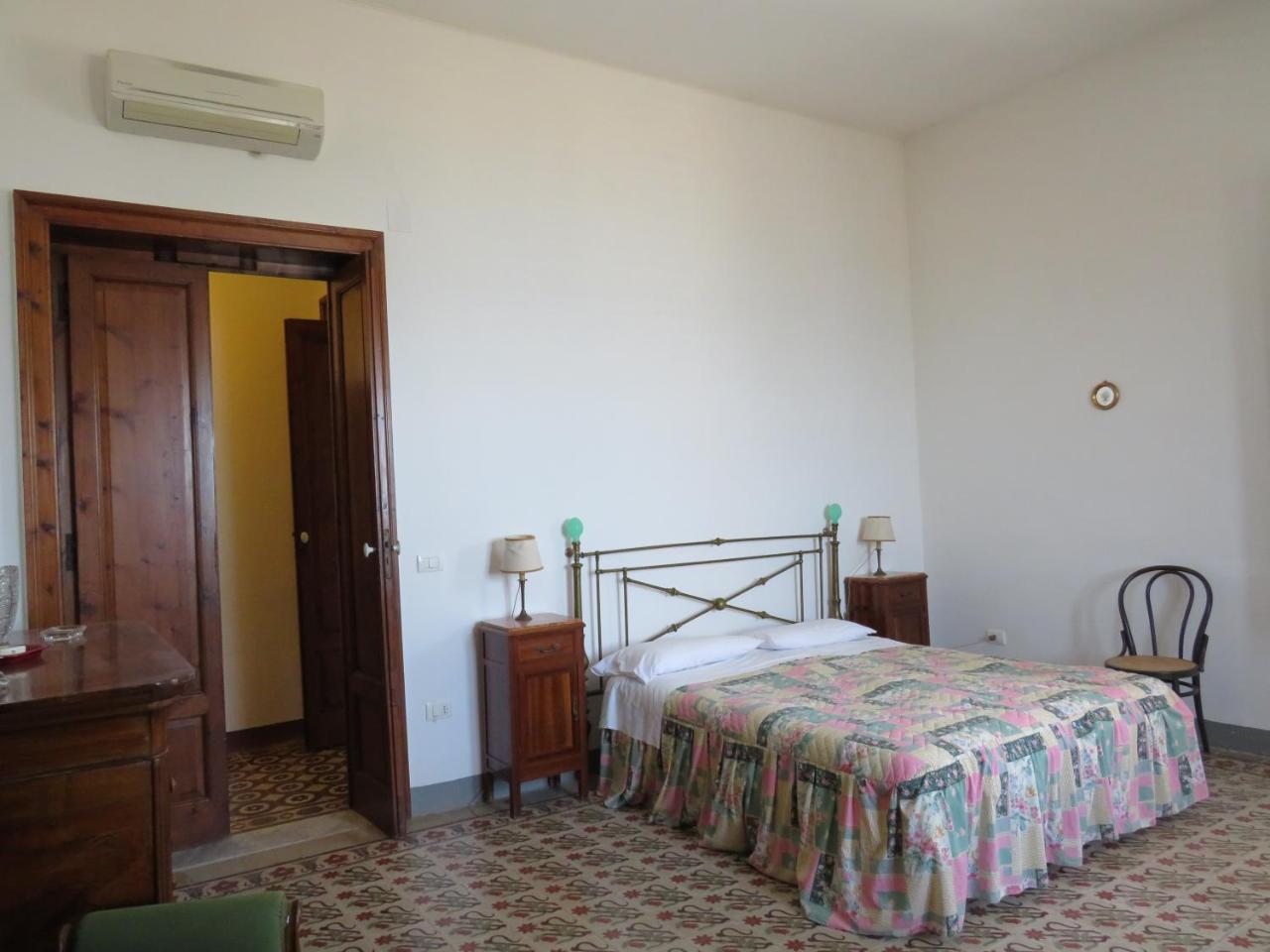 Deleo Bed & Breakfast *